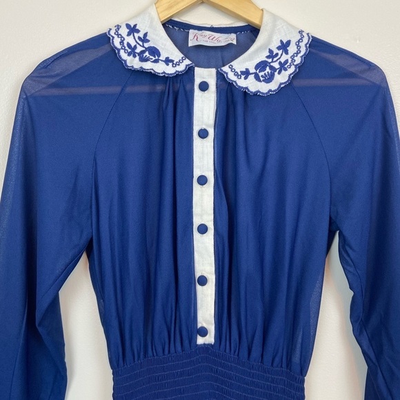 VINTAGE KAY WINDSOR 1950s-1960s Collared Embroidered Button Smock Waist Dress - Picture 6 of 11